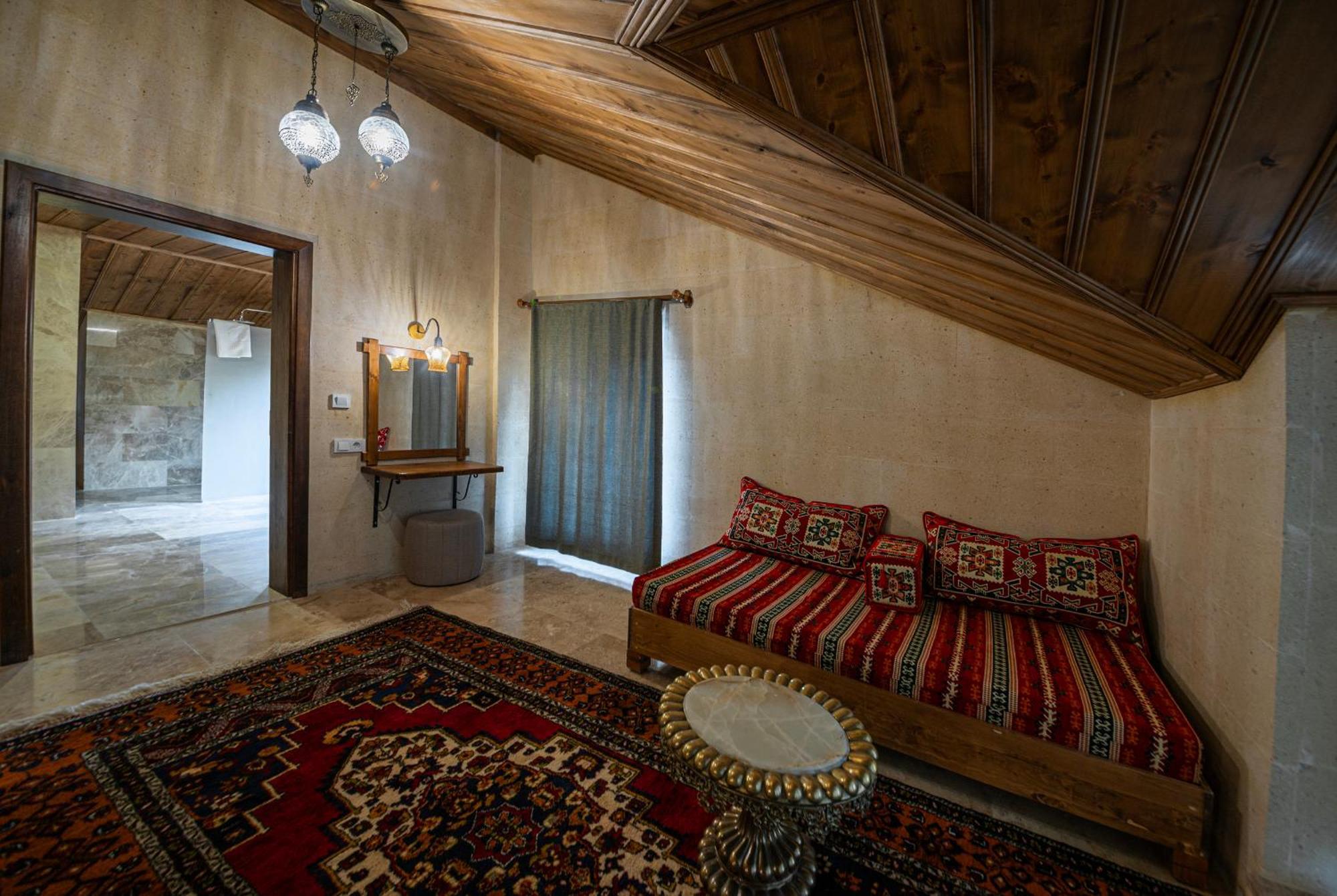 Remus Romulus Cappadocia Hotel Uchisar Exterior photo